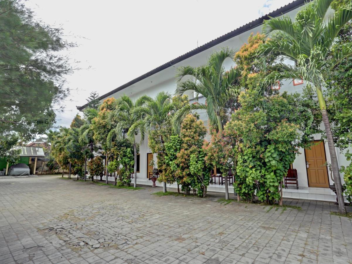 Oyo 3096 Hotel Dewi Warsiki Gilimanuk Luaran gambar
