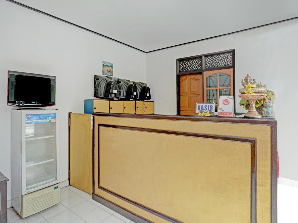 Oyo 3096 Hotel Dewi Warsiki Gilimanuk Luaran gambar