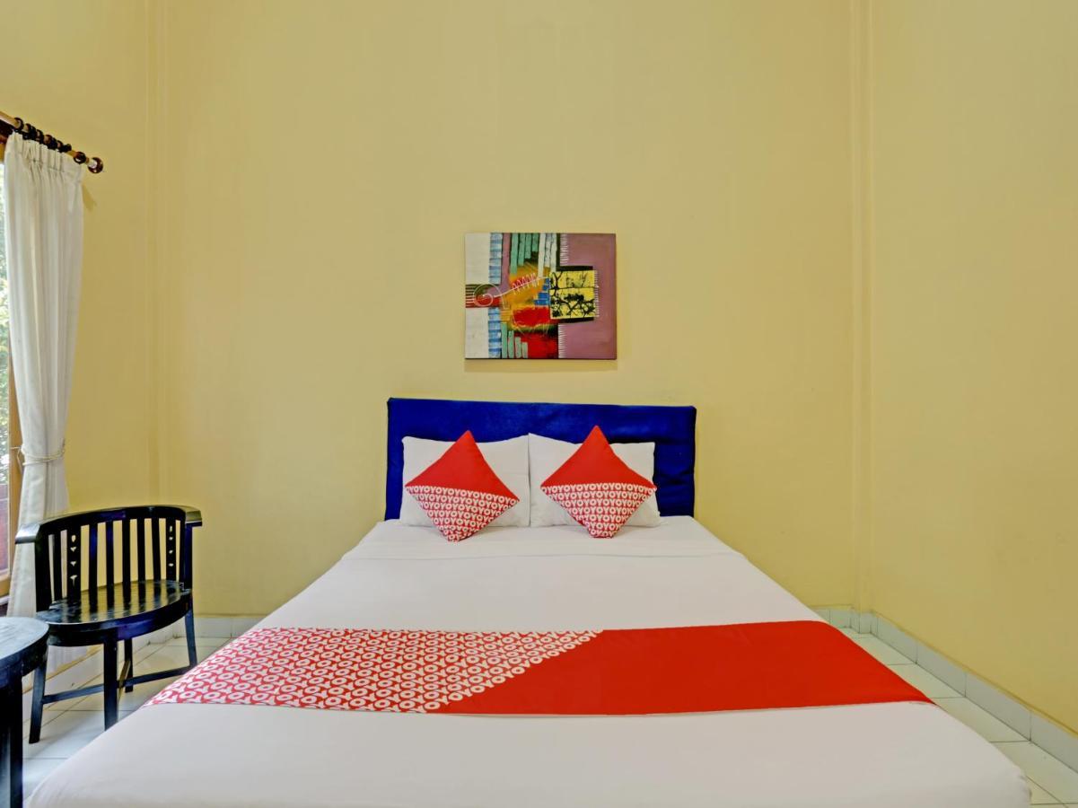 Oyo 3096 Hotel Dewi Warsiki Gilimanuk Luaran gambar