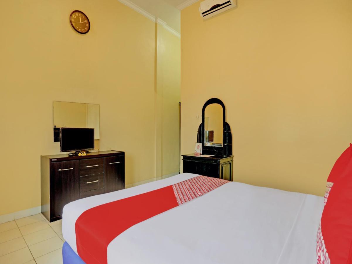 Oyo 3096 Hotel Dewi Warsiki Gilimanuk Luaran gambar