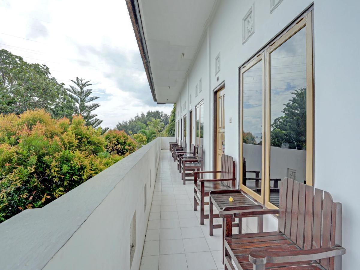 Oyo 3096 Hotel Dewi Warsiki Gilimanuk Luaran gambar